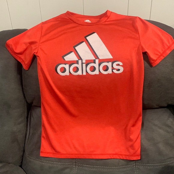 Adidas boys size medium shirt - Picture 1 of 1
